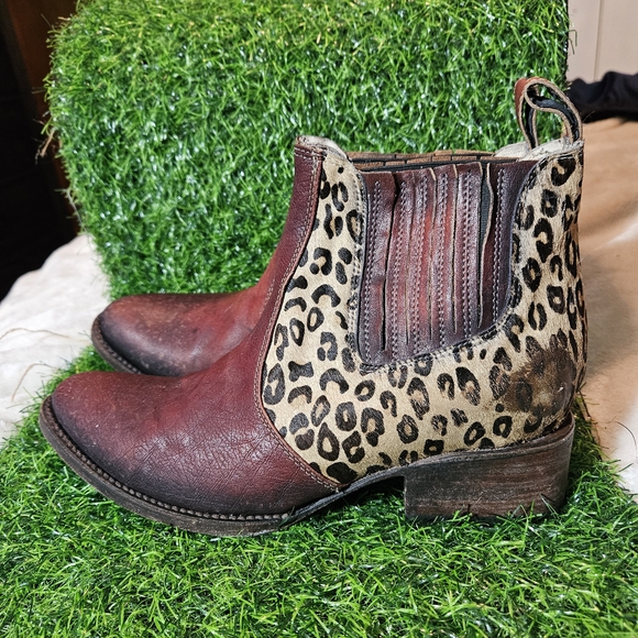 Freebird by Steven Shoes - Freebird by Steven Maroon and Leopard Ankle Boots womens size 9
